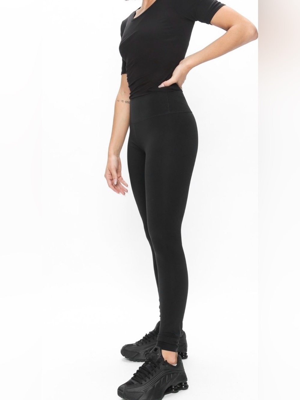 Wone Black High Waisted Leggings sz Large